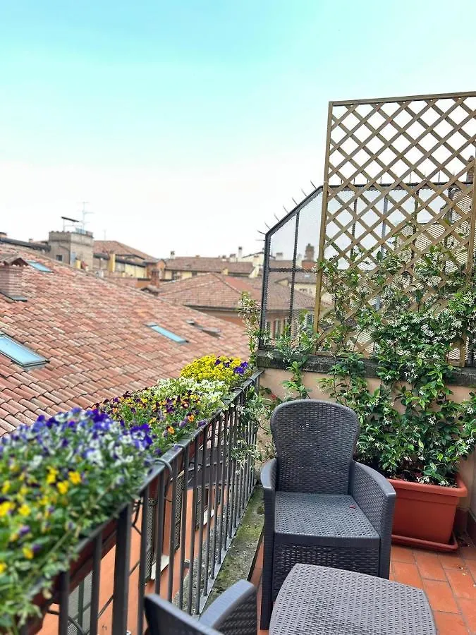 Biblio Rooms Guesthouse Bolonia