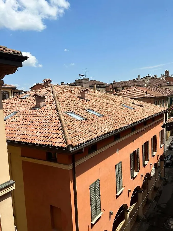 Biblio Rooms Guesthouse Bologna Italy