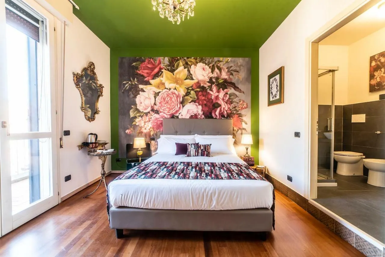 Guest house Biblio Rooms Guesthouse Bologna Italy